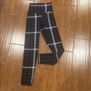 Aerie Black and Gray Patterned Leggings